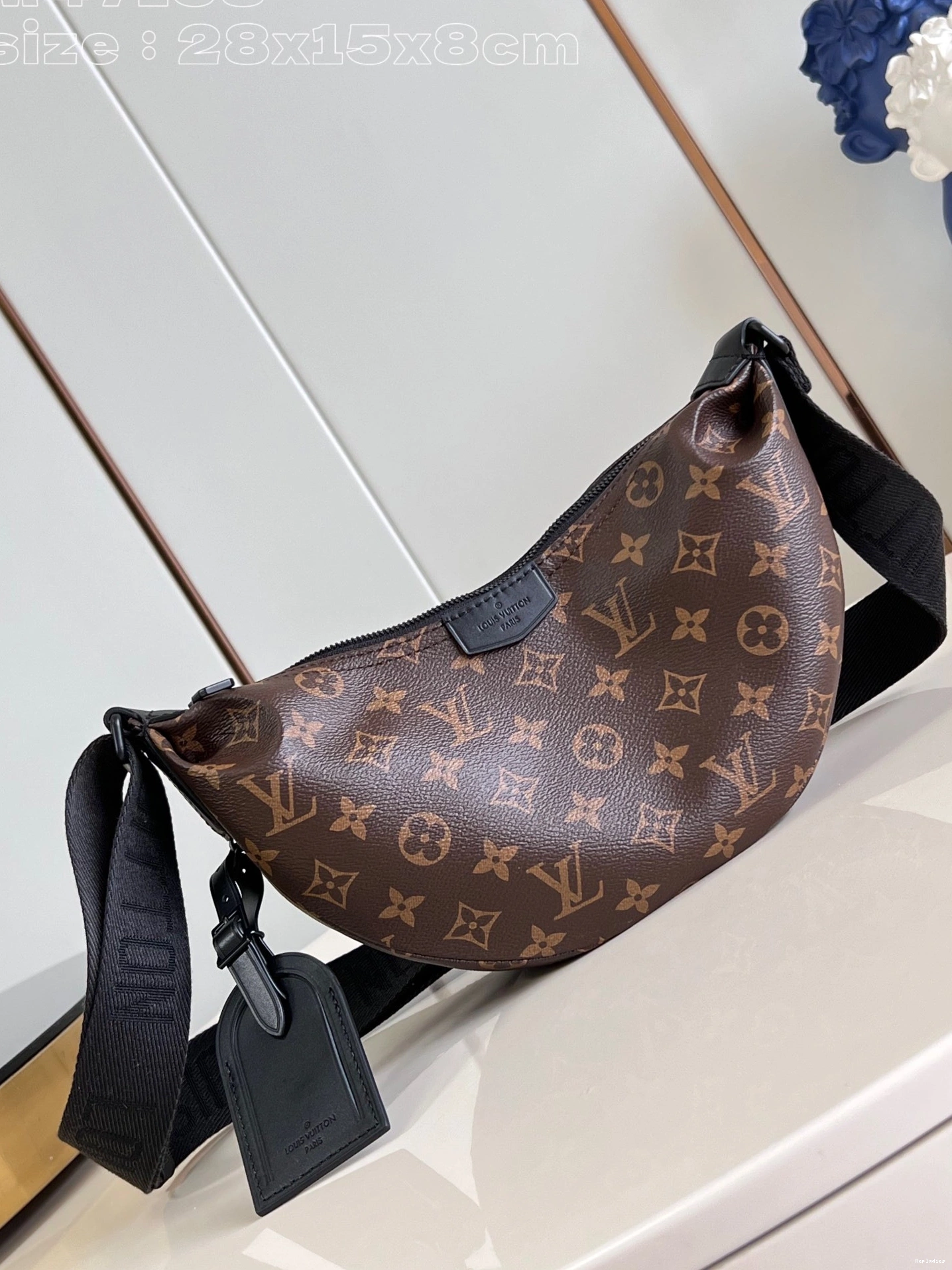 Rep ladies Hamac VUITTON Bag LOUIS PM-28.5*15*8CM 0815